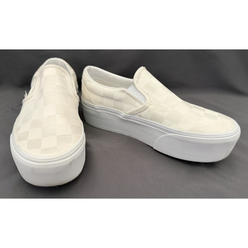 Vans Classic Slip-On Shoe Womens Size 7 Ivory Stackform Checkerboard Satin